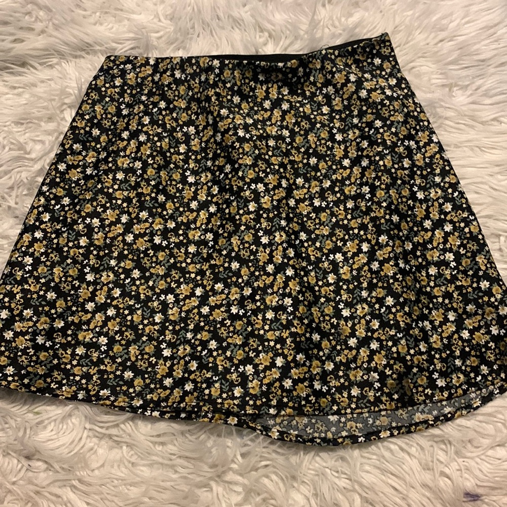 aeropostale black floral skirt